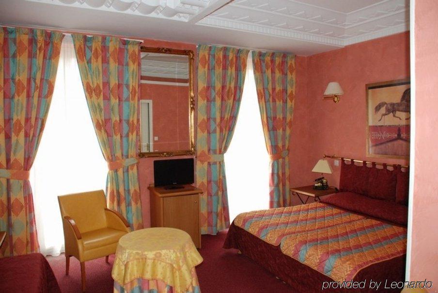 Le Meurice Hotel